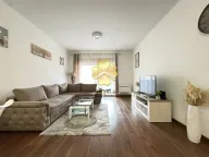 Izdavanje, dvosoban stan, 75m², Master Kvart, Podgorica - image 1
