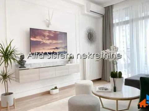 Rent, two bedroom apartment, 56m², Savski Venac, Beograd - image 6