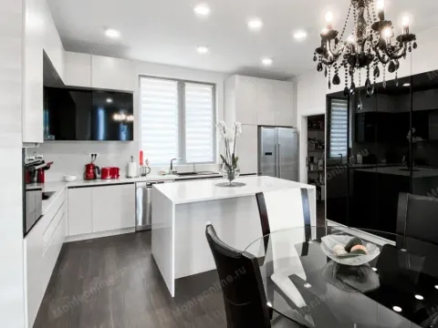 Prodaja, kuća, 338m², Kumbor, Herceg Novi - image 4