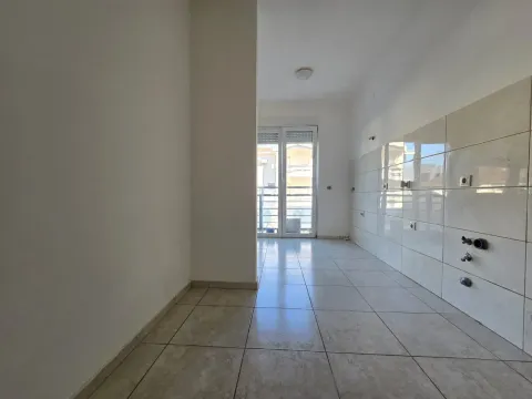 Prodaja, dvosoban stan, 73m², Dalmatinska ulica, Podgorica - image 20