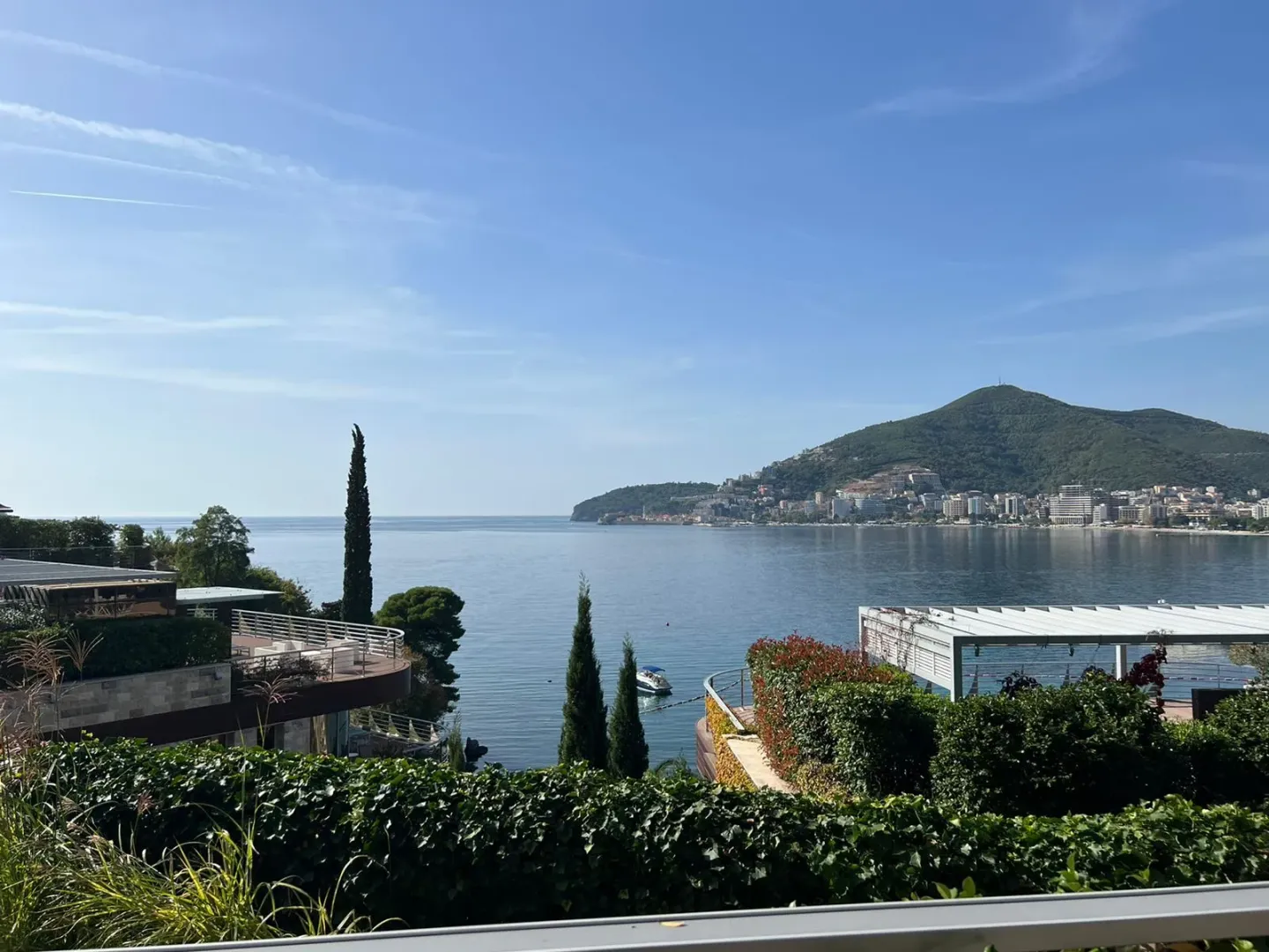 Prodaja, trosoban stan, 167m², Dukley Gardens, Budva