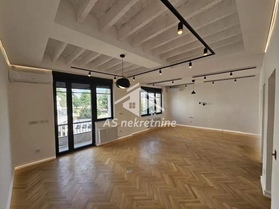 Izdavanje, jednosoban stan, 50m², Savski Venac, Beograd