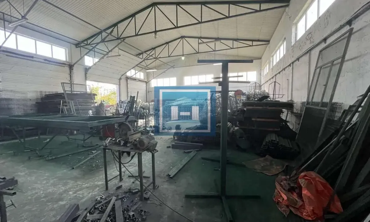 Prodaja, poslovni prostor, 490m², Lipar, Jagodina