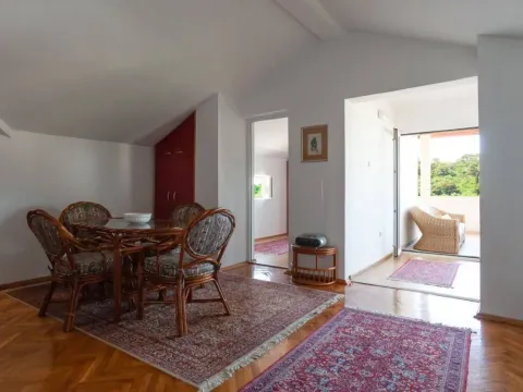 Sale, one bedroom apartment, 69m², Petrovac, Budva - image 5