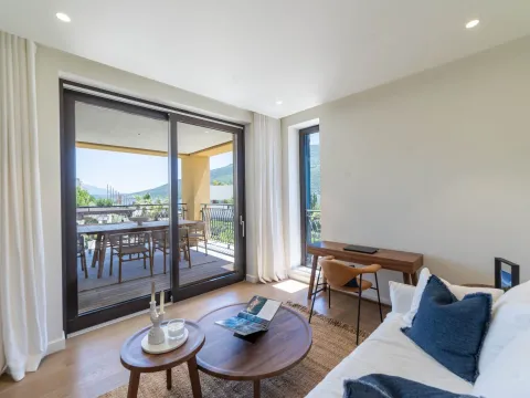 Sale, three bedroom apartment, 188m², Portonovi, Herceg Novi - image 23