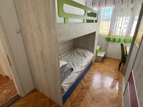 Rent, three bedroom apartment, 80m², Autobuska stanica, Podgorica - image 9