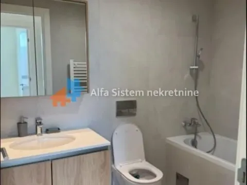 Izdavanje, trosoban stan, 77m², Savski Venac, Beograd - image 9