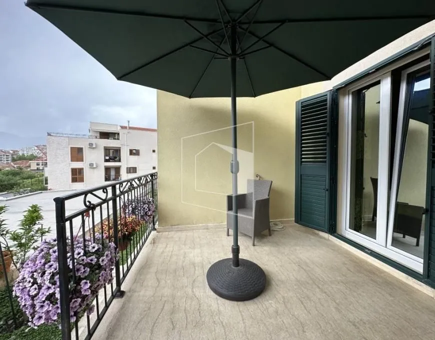 Prodaja, jednosoban stan, 54m2, Kalimanj, Tivat