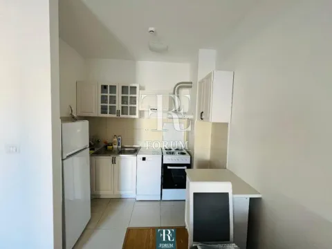 Izdavanje, jednosoban stan, 45m², City Kvart, Podgorica - image 5