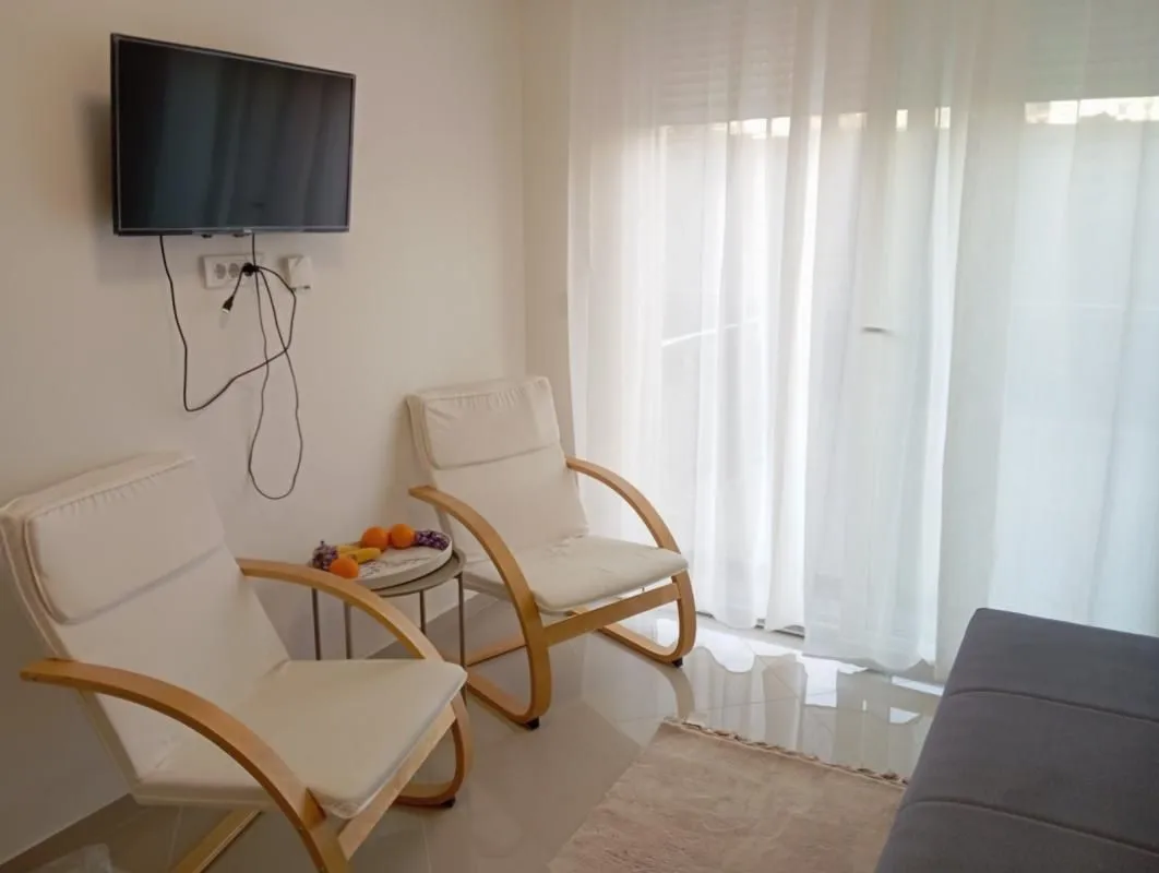 Sale, studio apartment, 40m², Šušanj, Bar