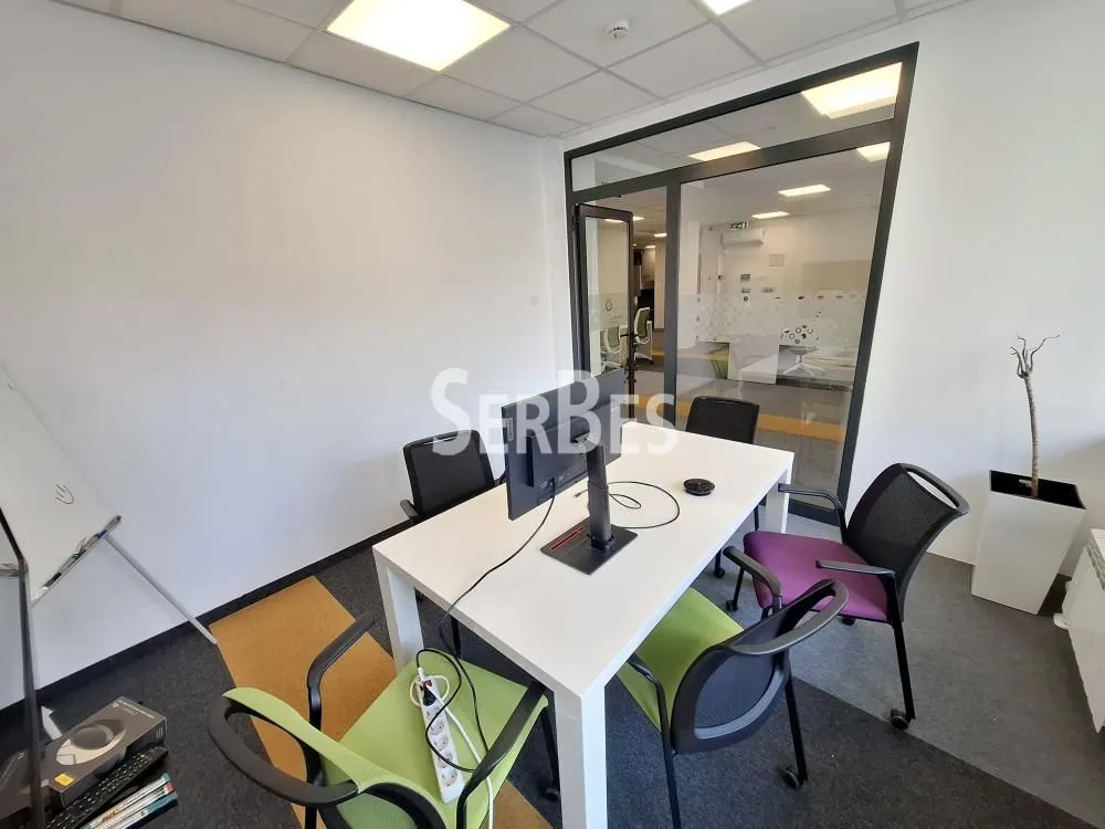 Rent, office space, 204m², Novi Sad Sve Podlokacije, Novi Sad