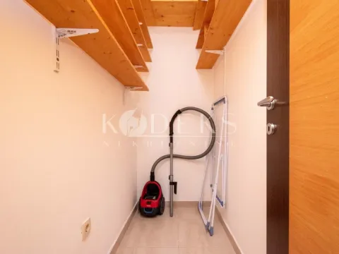 Izdavanje, trosoban stan, 103m², Zabjelo, Podgorica - image 15