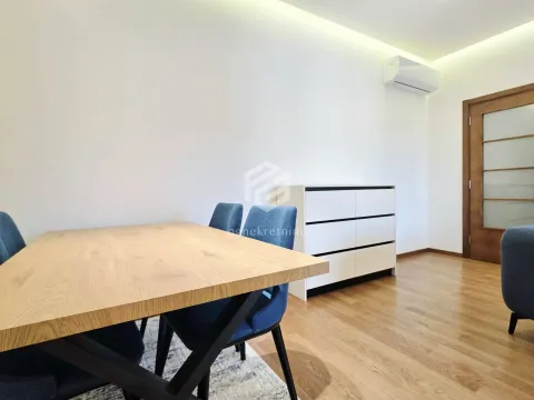 Rent, two bedroom apartment, 65m², Vezirov Most, Podgorica - image 4