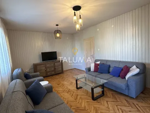 Izdavanje, dvosoban stan, 106m², Stari Aerodrom, Podgorica - image 1