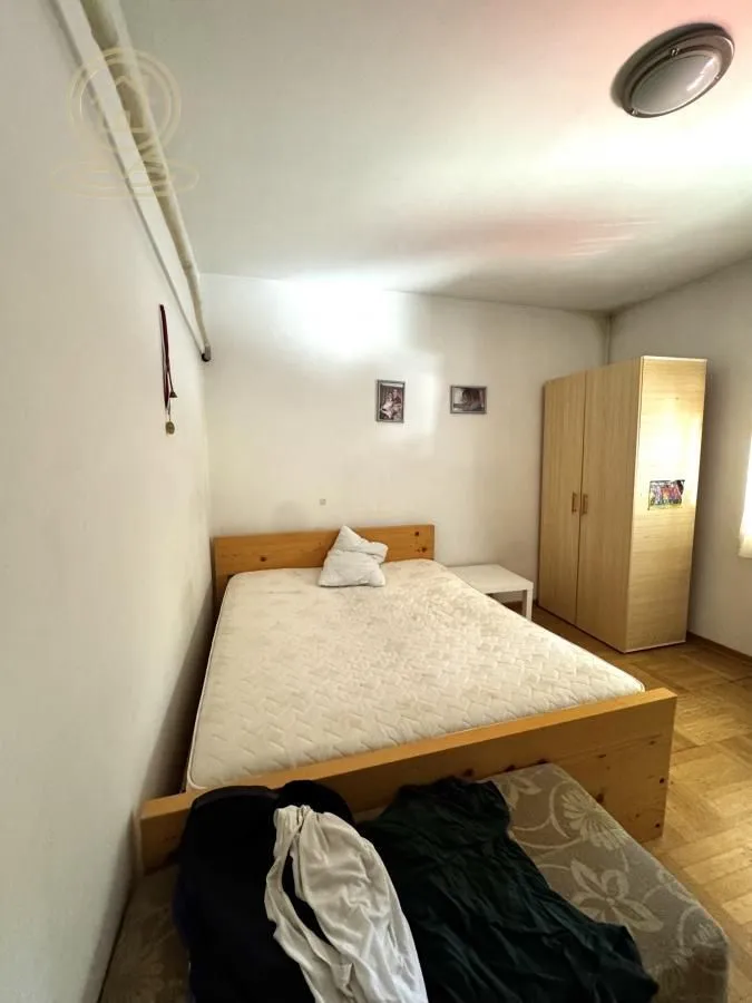 Izdavanje, četvorosoban stan, 110m², Voždovac Sve Podlokacije, Beograd