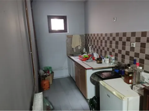 Prodaja, kuća, 340m², Niš, Srbija - image 3