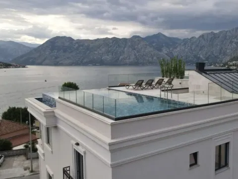 Prodaja, stan, 131m², Dobrota, Kotor - image 7