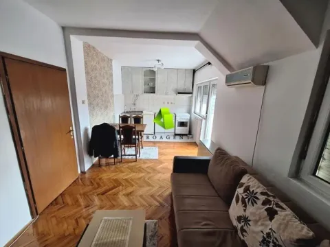 Rent, one bedroom apartment, 43m², Medijana, Niš