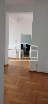 Izdavanje, četvorosoban stan, 204m², Vračar Sve Podlokacije, Beograd - image 20