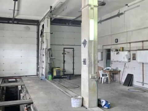 Izdavanje, poslovni prostor, 170m², Veternička rampa, Novi Sad Sve Podlokacije - image 2