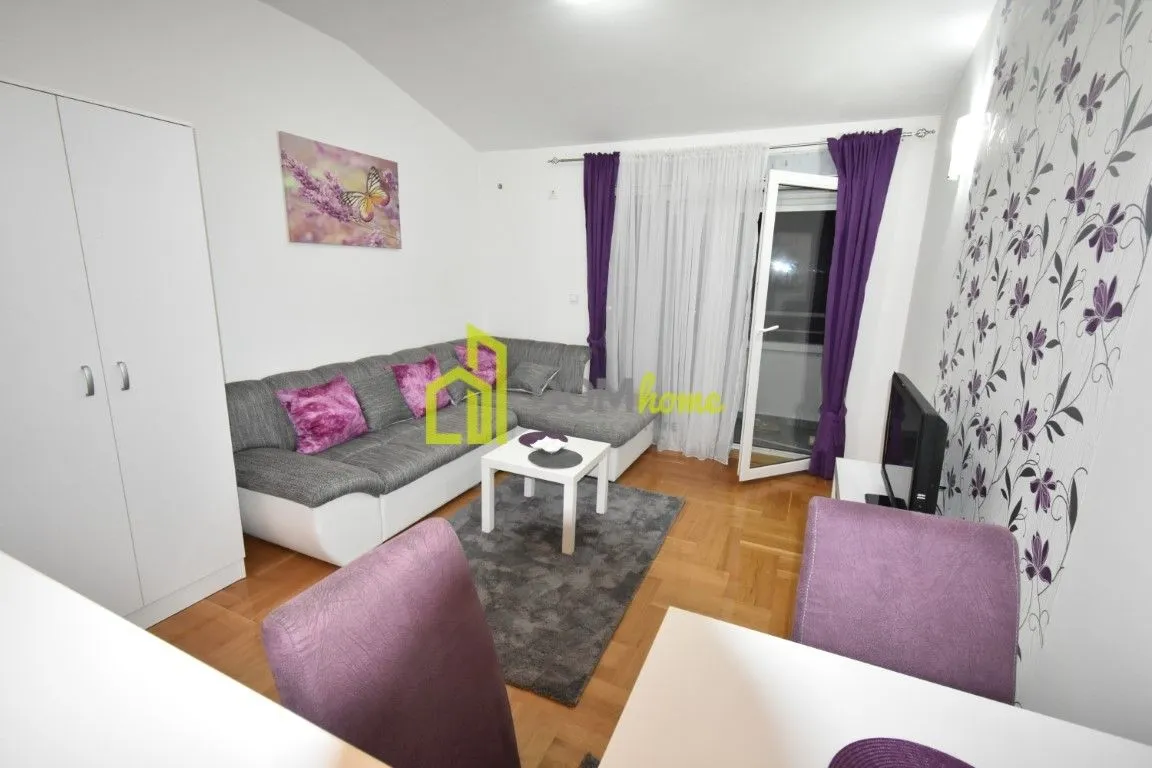 Prodaja, garsonjera, 27m², Stari Aerodrom, Podgorica