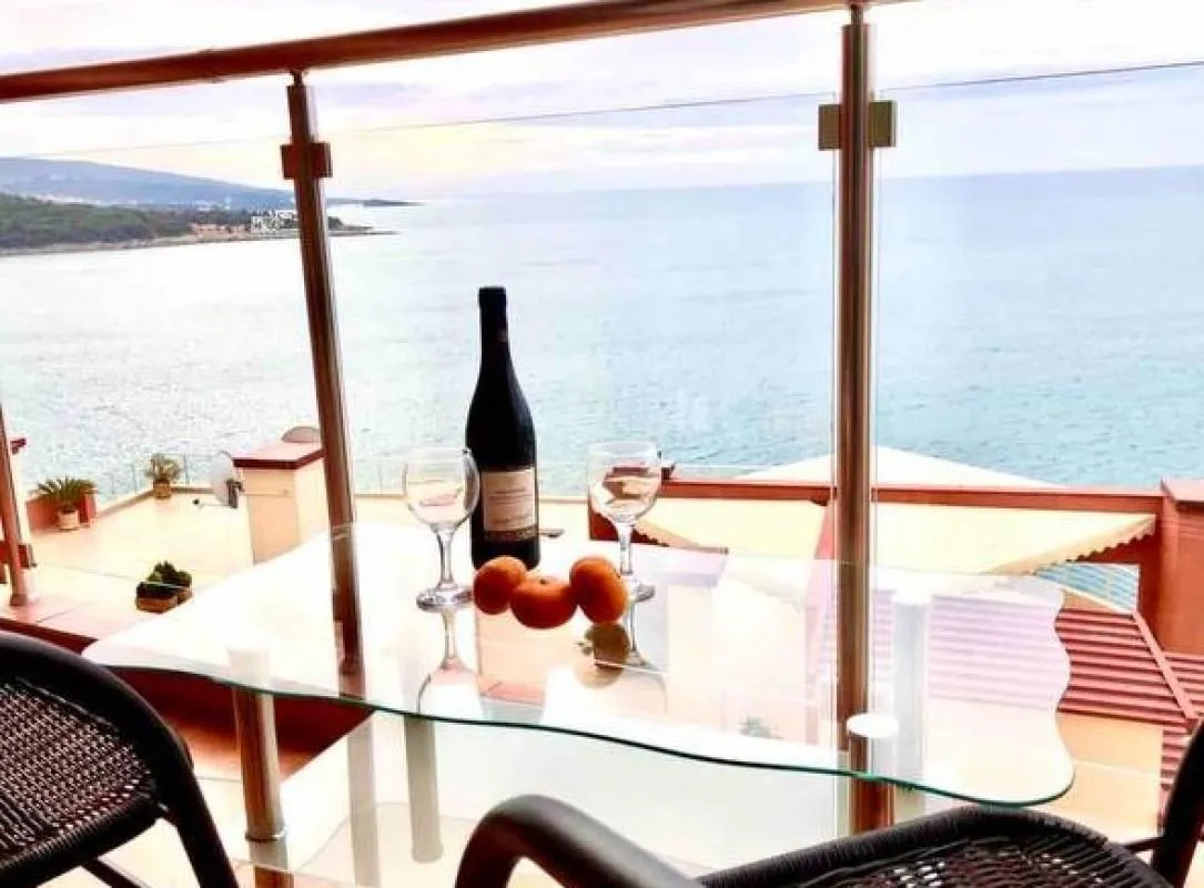 Sale, two bedroom apartment, 74m², Dobra Voda, Budva