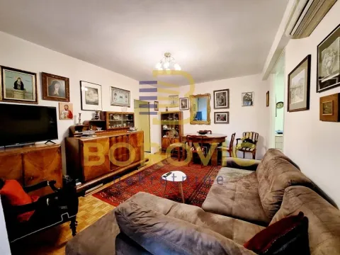 Prodaja, trosoban stan, 81m2, Savski Venac, Beograd Prodaja, trosoban stan, 81m2, Savski Venac, Beograd