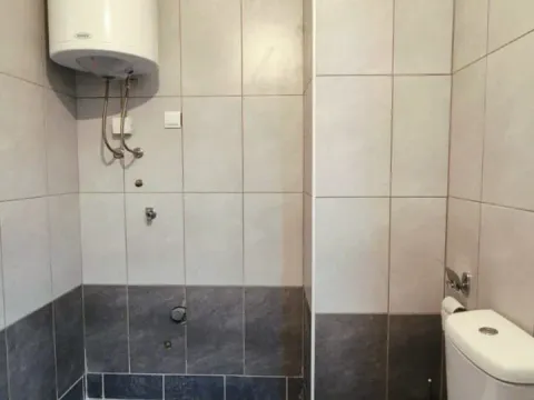 Prodaja, jednosoban stan, 85m², Petrovac, Budva - image 9