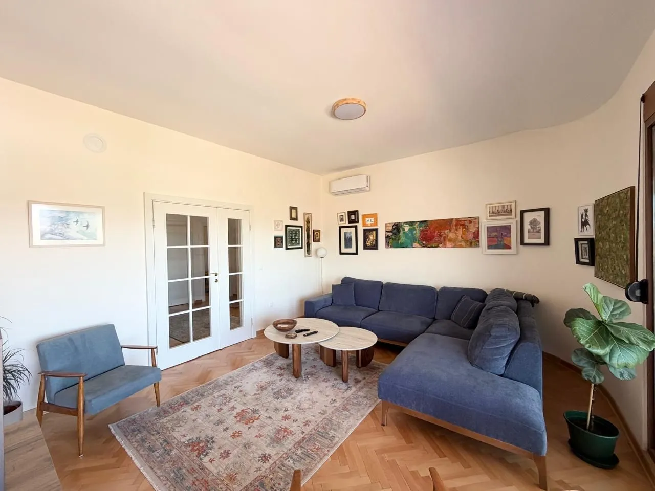 Rent, house, 256m², Masline, Podgorica