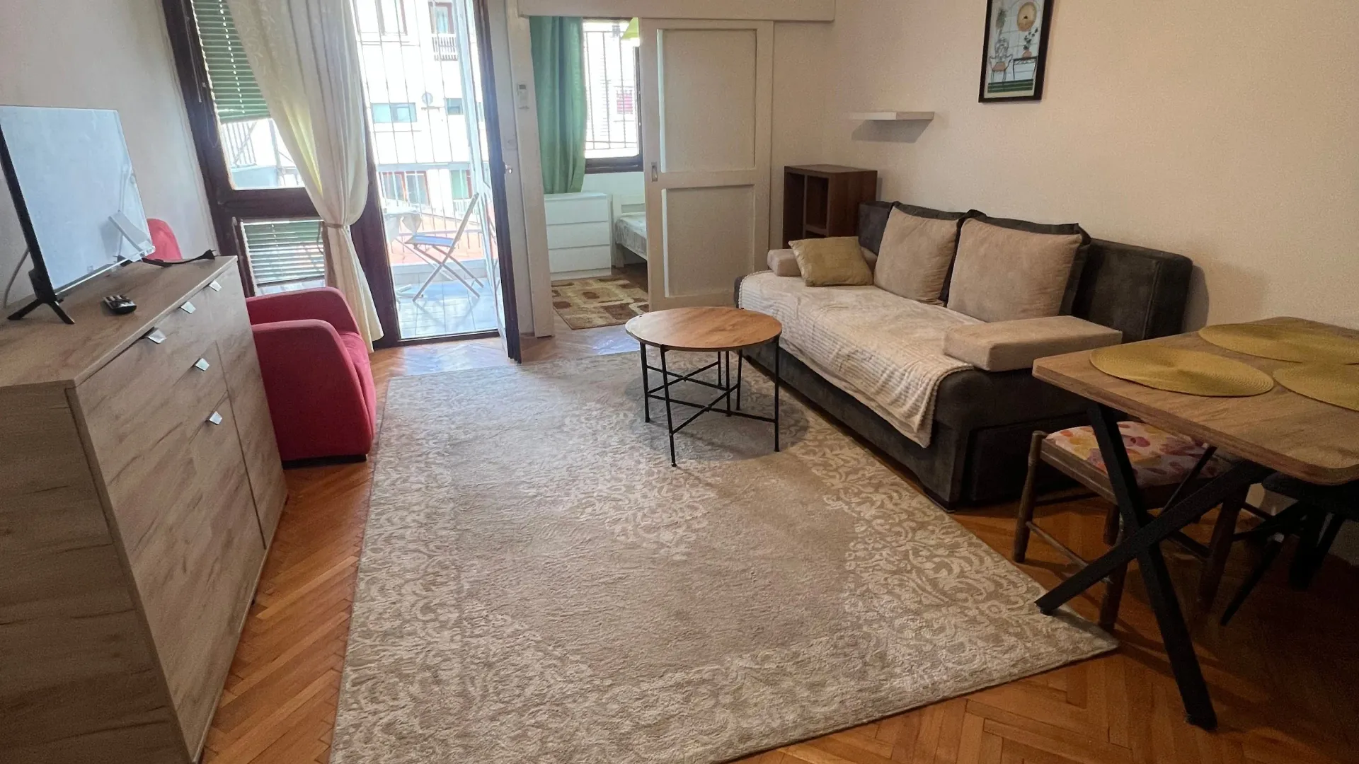 Rent, one bedroom apartment, 37m², Centar, Bar