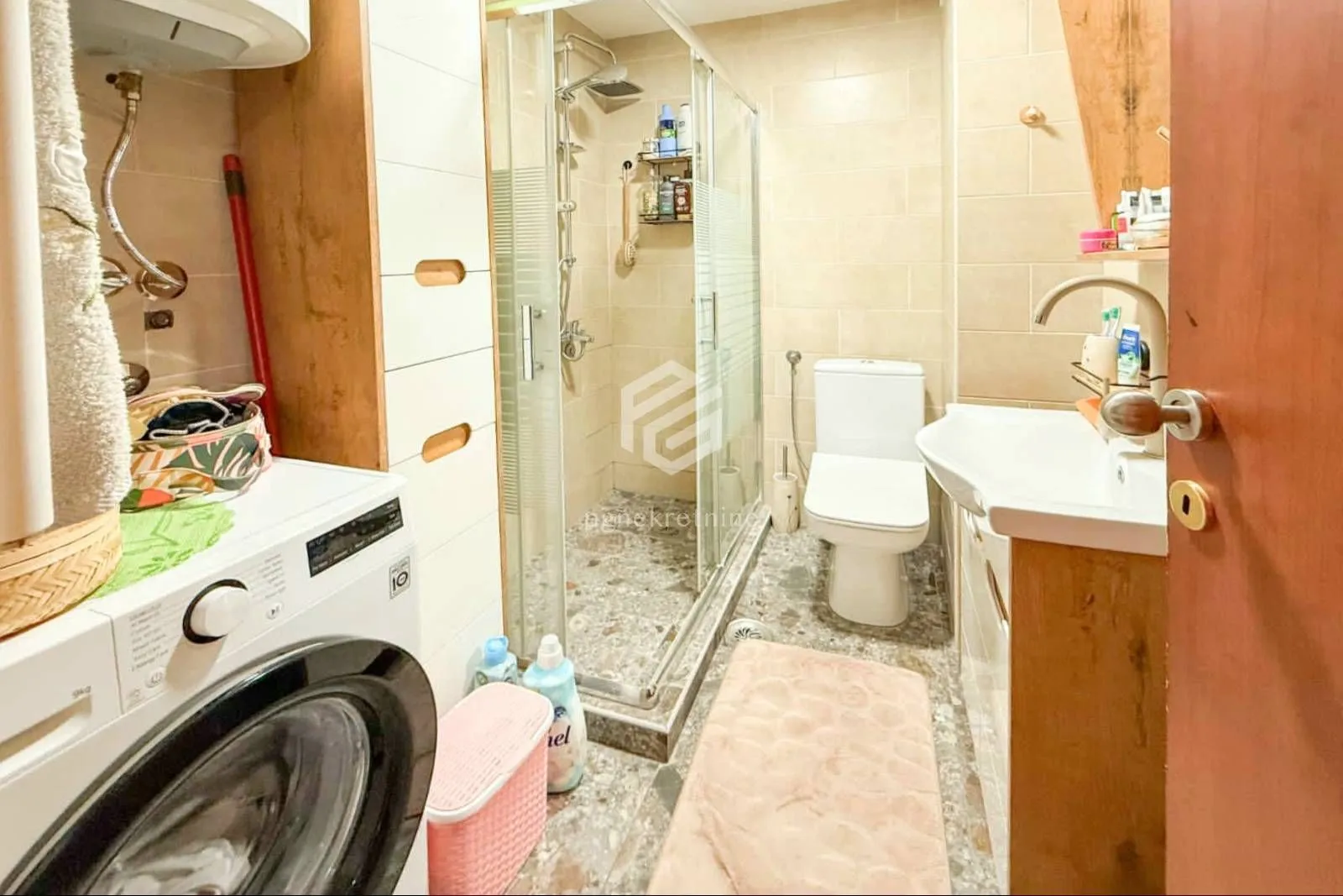 Prodaja, trosoban stan, 107m², Zabjelo, Podgorica