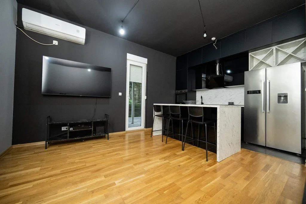Rent, one bedroom apartment, 63m², Momišići, Podgorica