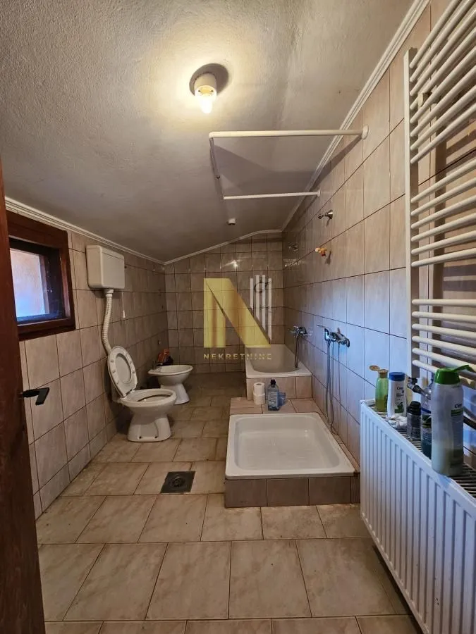 Sale, house, 200m², Beočin, Srbija