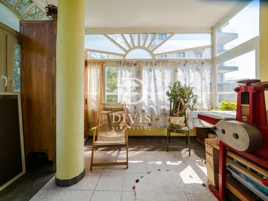 Prodaja, trosoban stan, 81m², Dedinje Beli Dvor, Dedinje Sve Podlokacije