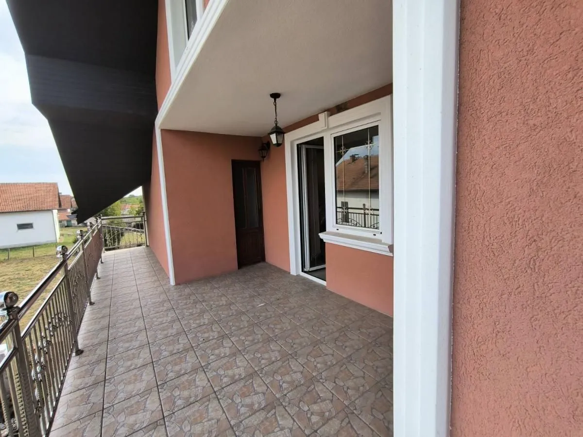 Prodaja, kuća, 330m², Supska, Ćuprija
