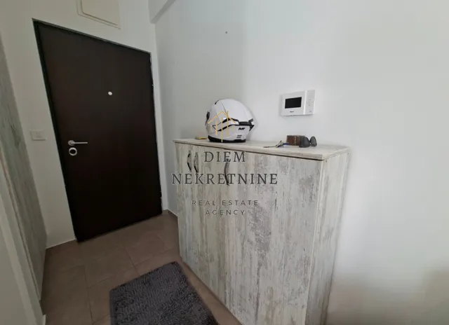 Rent, studio apartment, 22m², Centar, Bar