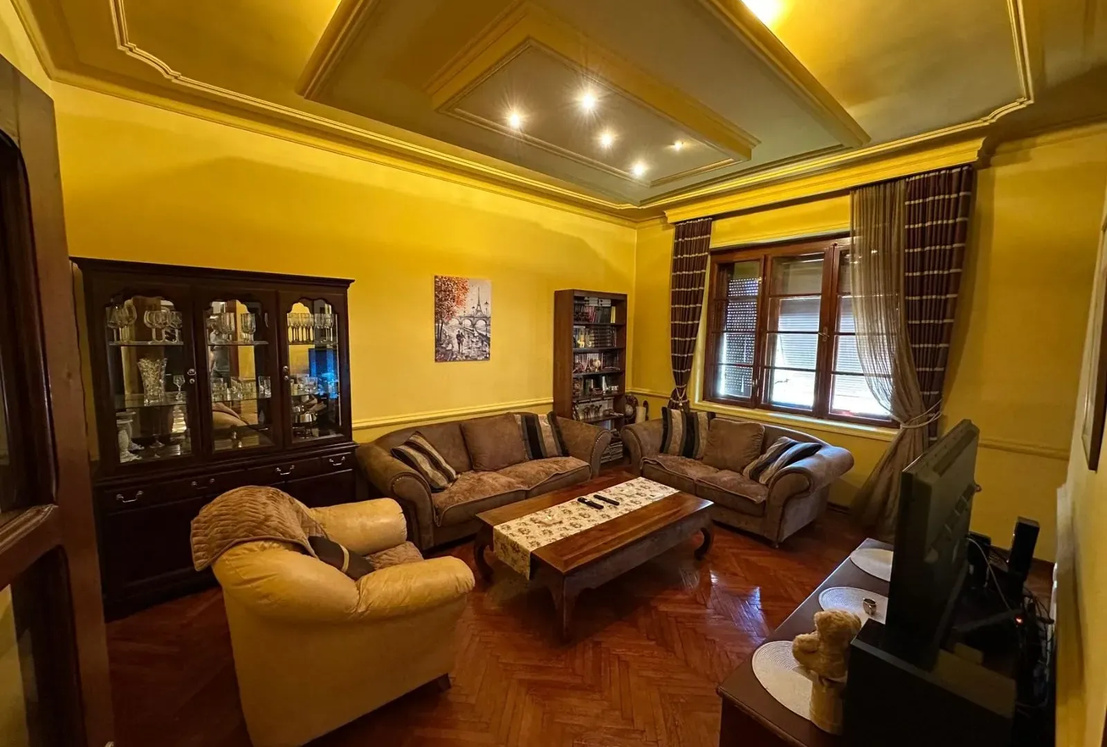 Prodaja, dvosoban stan, 70m², Centar, Podgorica