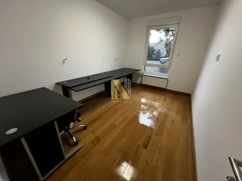 Izdavanje, poslovni prostor, 65m², Rotkvarija, Novi Sad Sve Podlokacije - image 5