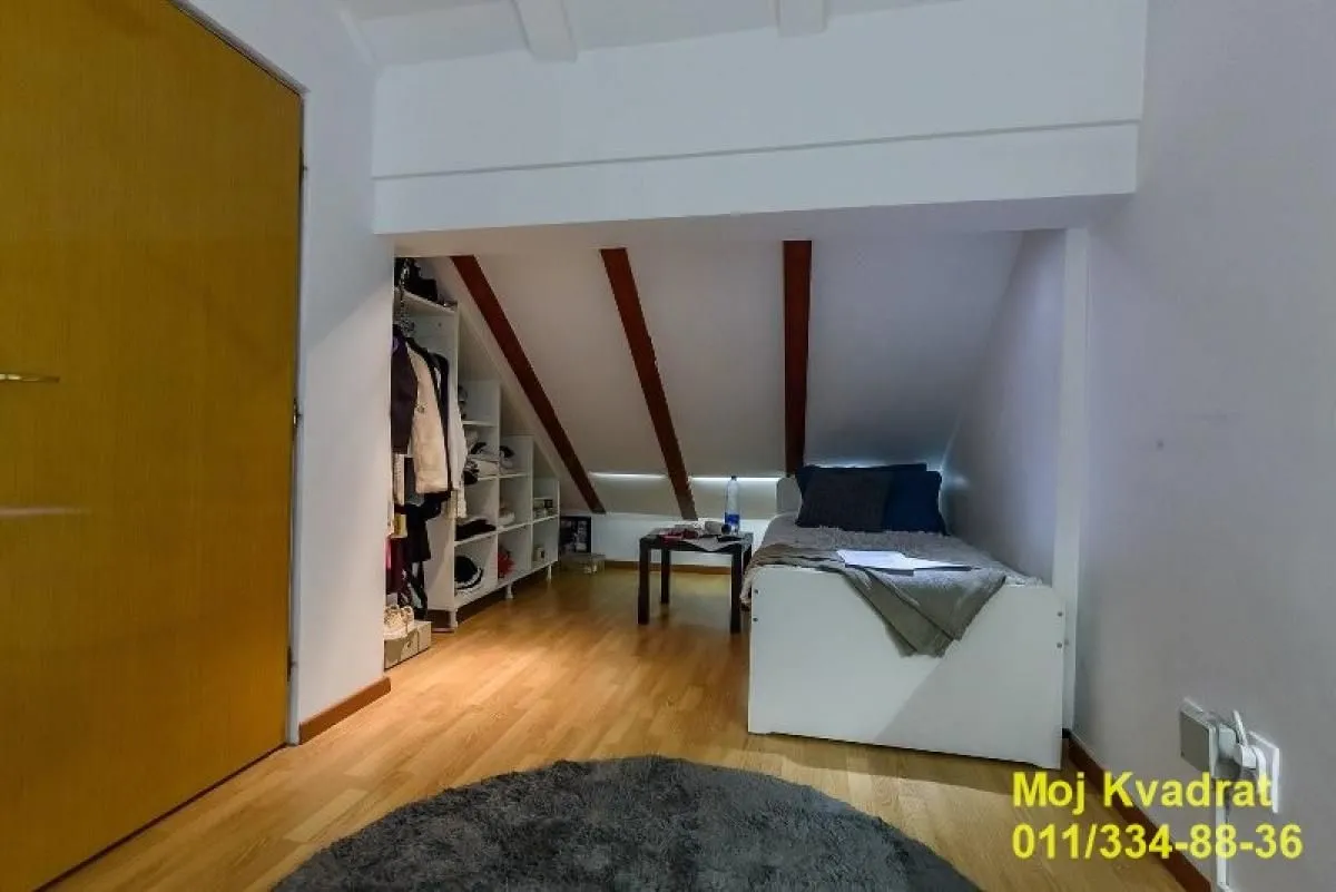 Sale, four bedroom apartment, 105m², Stari Grad, Beograd