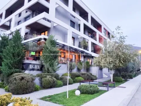 Rent, two bedroom apartment, 70m², Seljanovo, Tivat - image 10