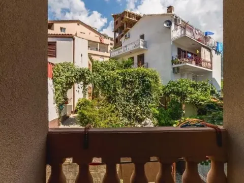 Izdavanje, kuća, 300m², Dubovica, Budva - image 17