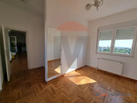 Izdavanje, trosoban stan, 93m², Lipov Lad, Zvezdara Sve Podlokacije - image 7