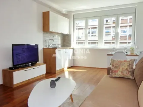 Rent, one bedroom apartment, 42m², Stari Grad, Beograd - image 2