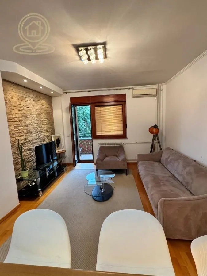 Prodaja, dvosoban stan, 53m², Centar, Novi Sad