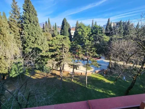 Izdavanje, stan, 42m², Centar, Podgorica - image 4