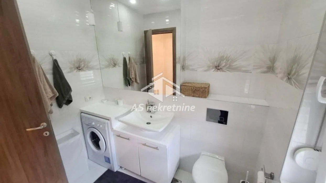 Rent, two bedroom apartment, 42m², Palata Pravde, Beograd