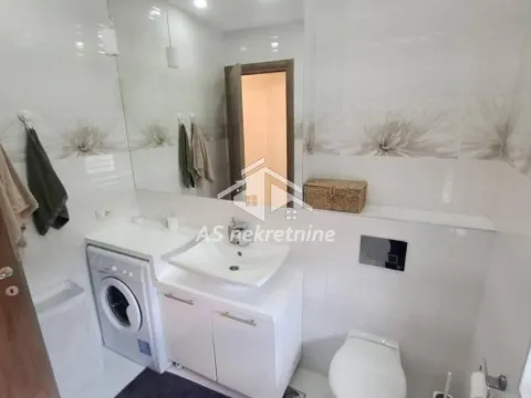 Rent, two bedroom apartment, 42m², Palata Pravde, Beograd - image 8