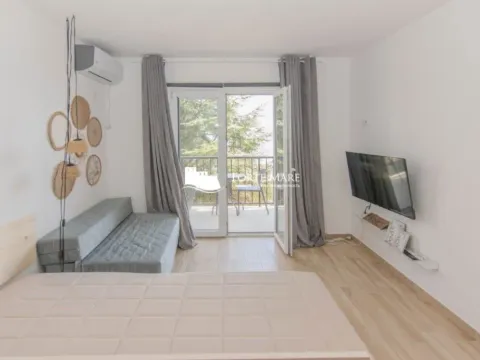 Prodaja, garsonjera, 26m², Njivice, Herceg Novi - image 5