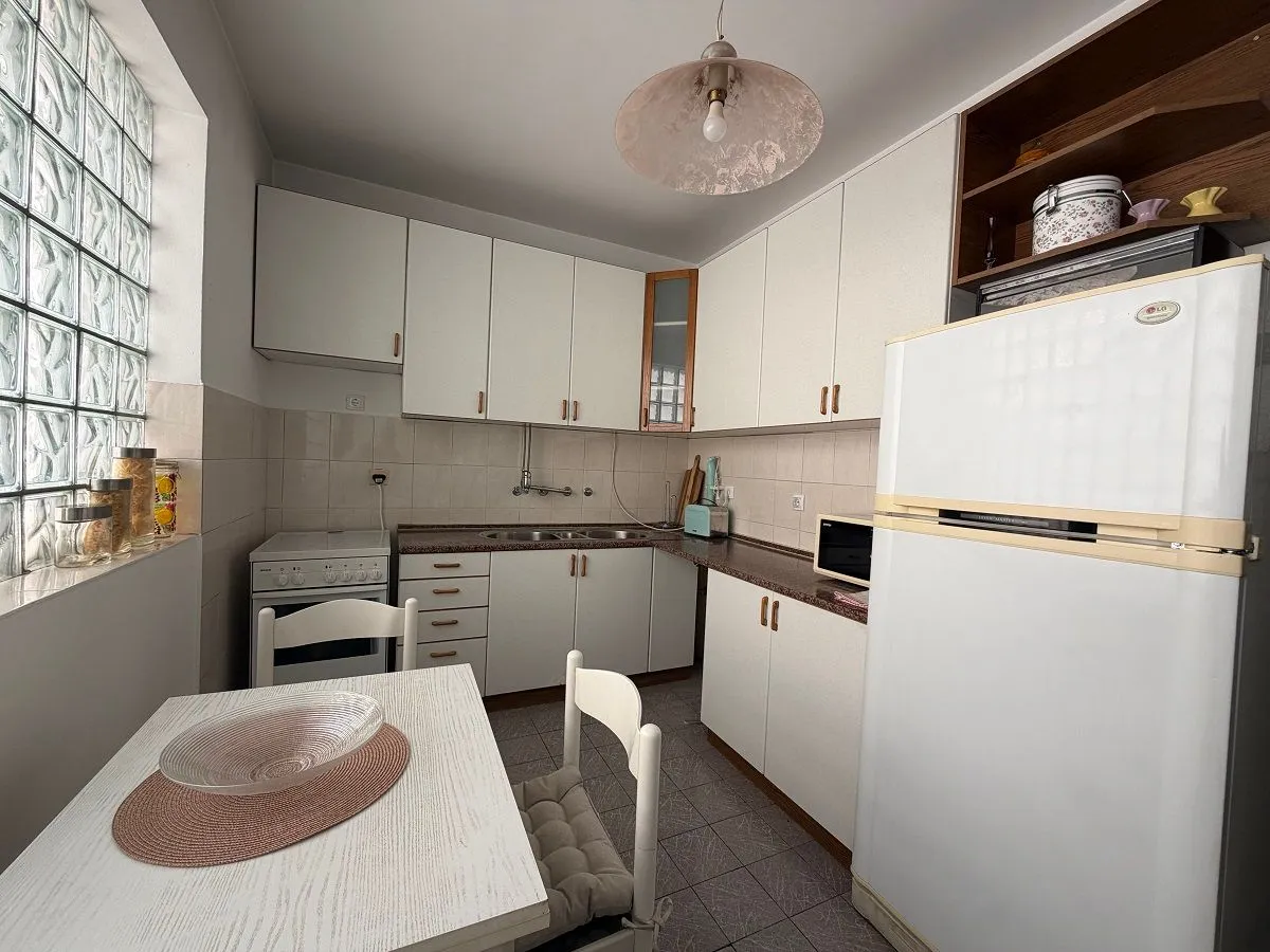 Rent, three bedroom apartment, 105m², Banjica, Voždovac Sve Podlokacije