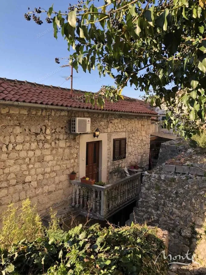 Prodaja, dvosoban stan, 50m², Grad, Kotor